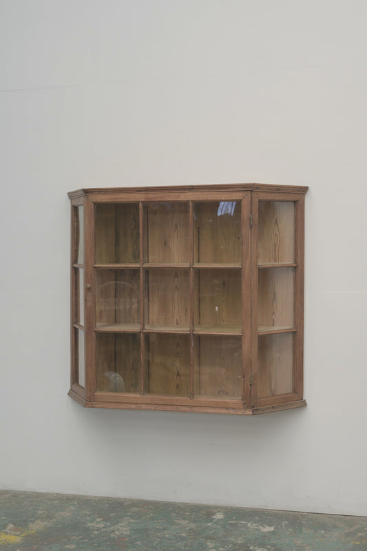 #0711 glass cabinet