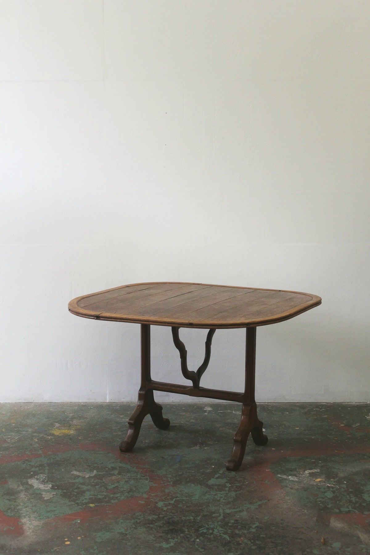 #0850 table