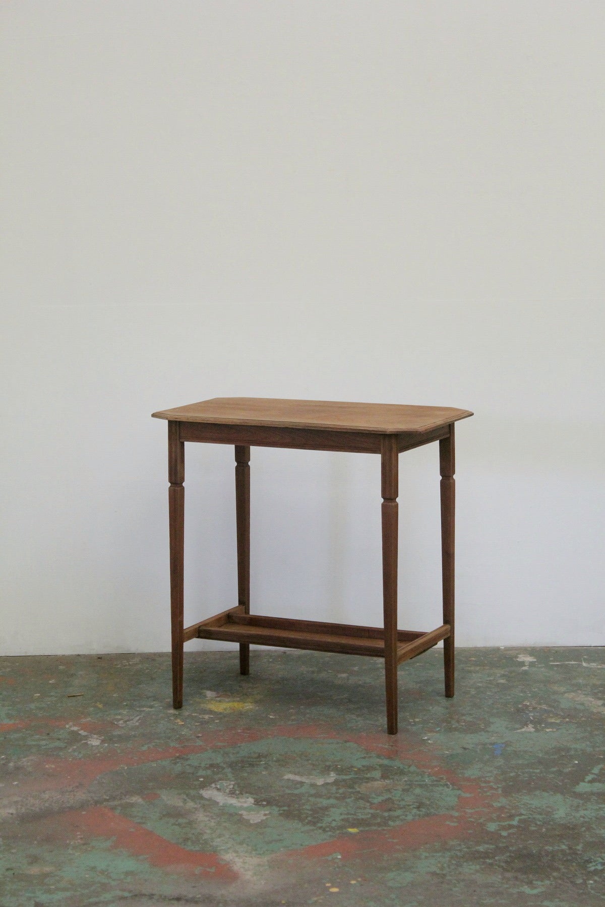#0933 table