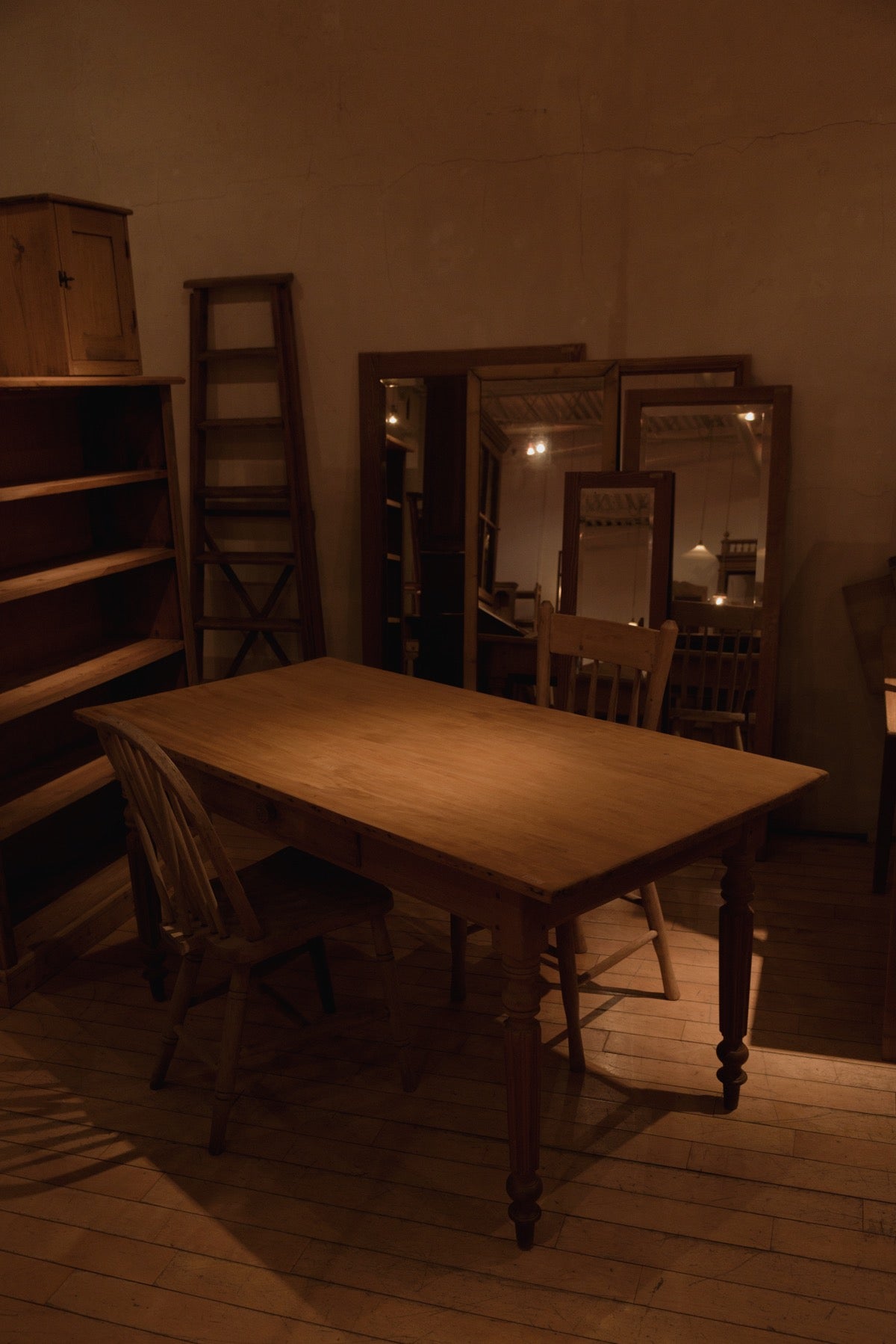 #9013 table