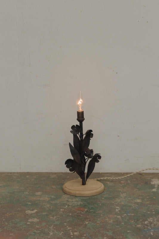 #8907 lamp