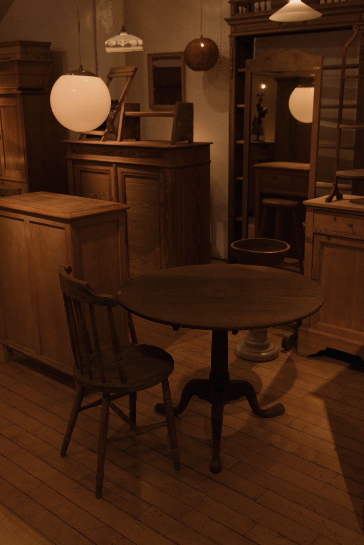 #9066 table