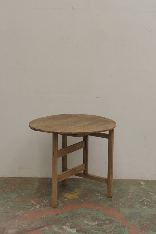#9405 folding table