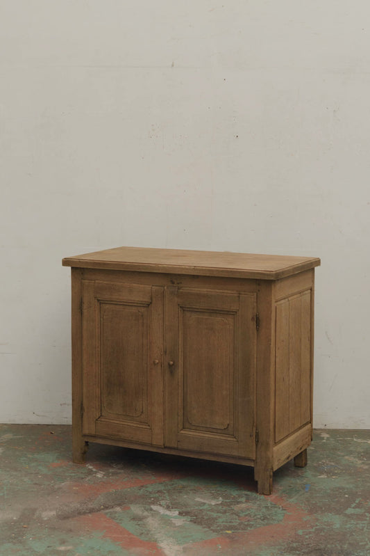 #9481 cabinet