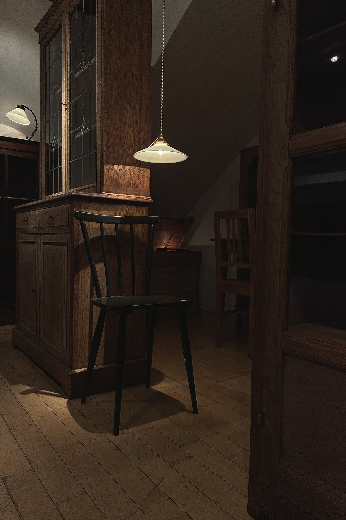 #0342 chair