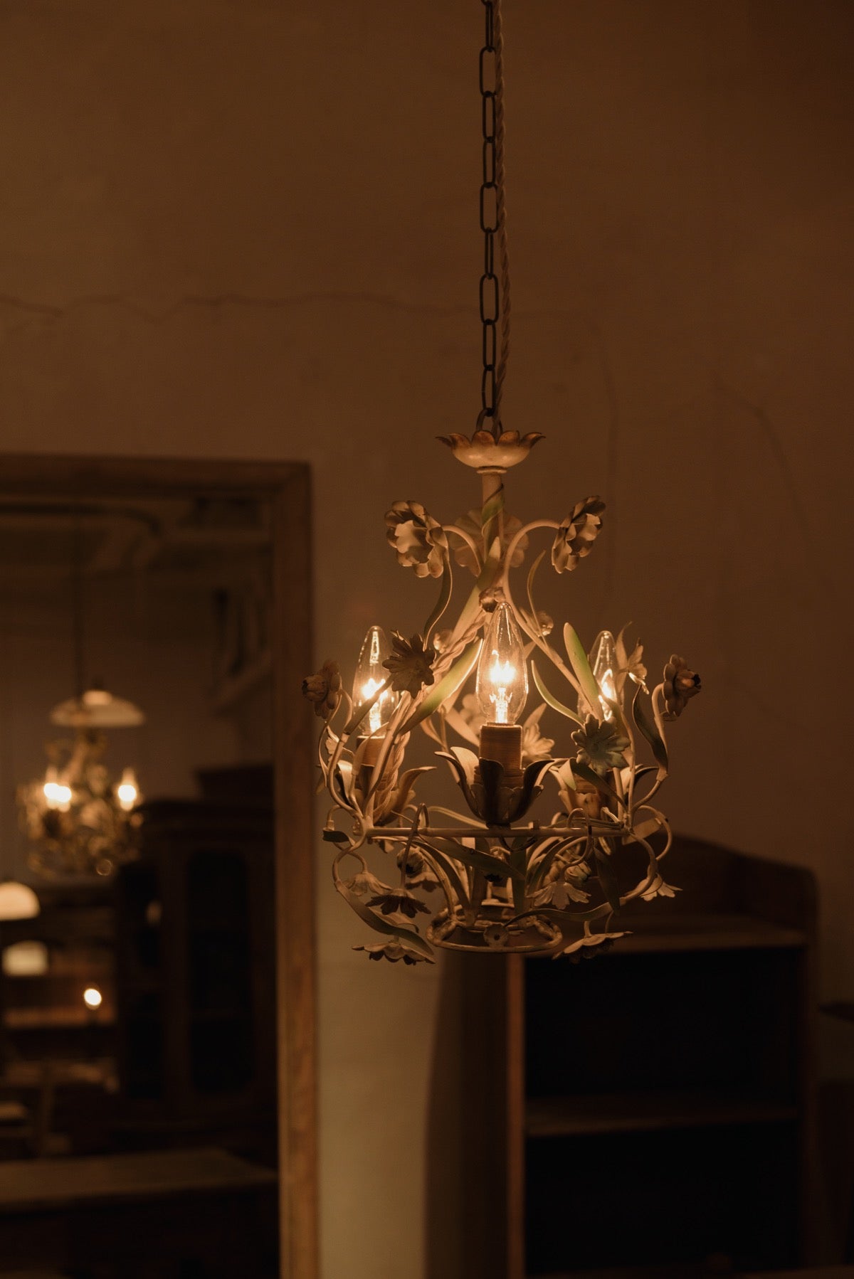 #9269 chandelier