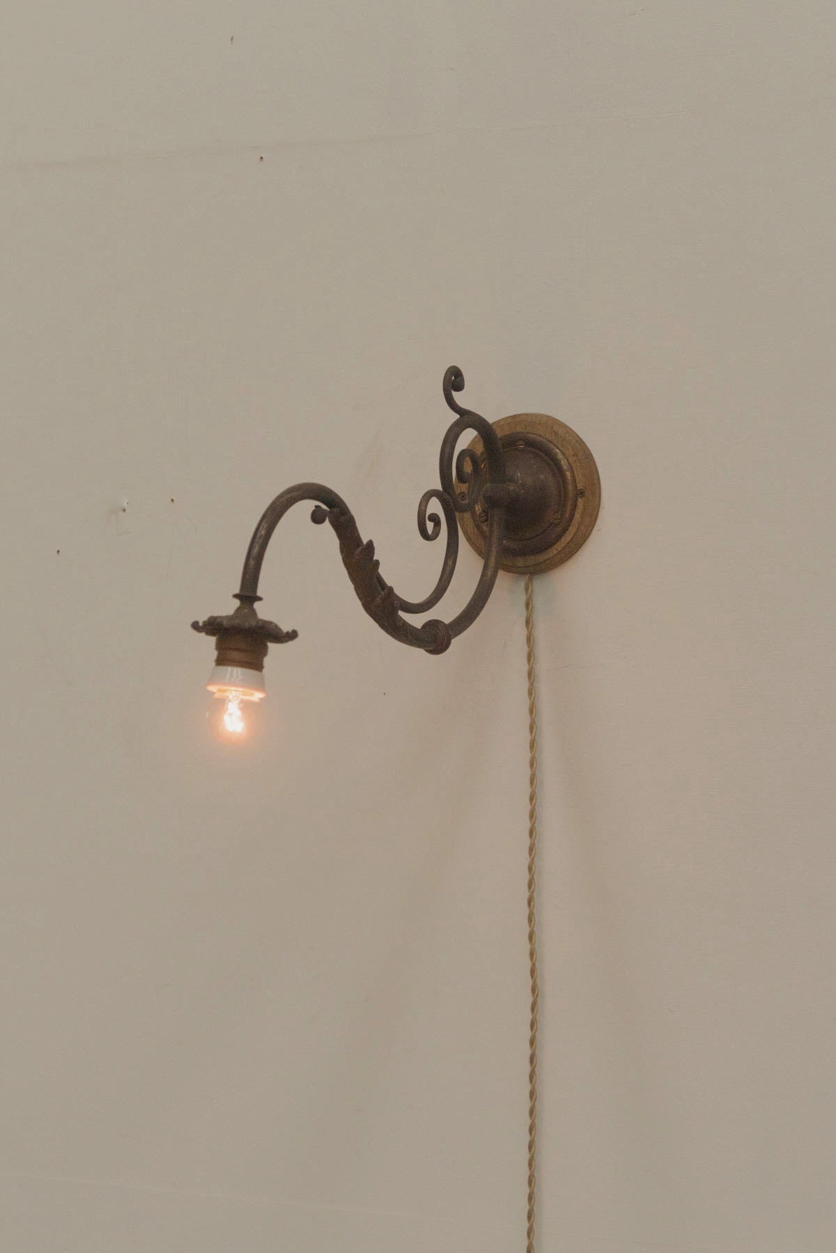 #7320 wall lamp