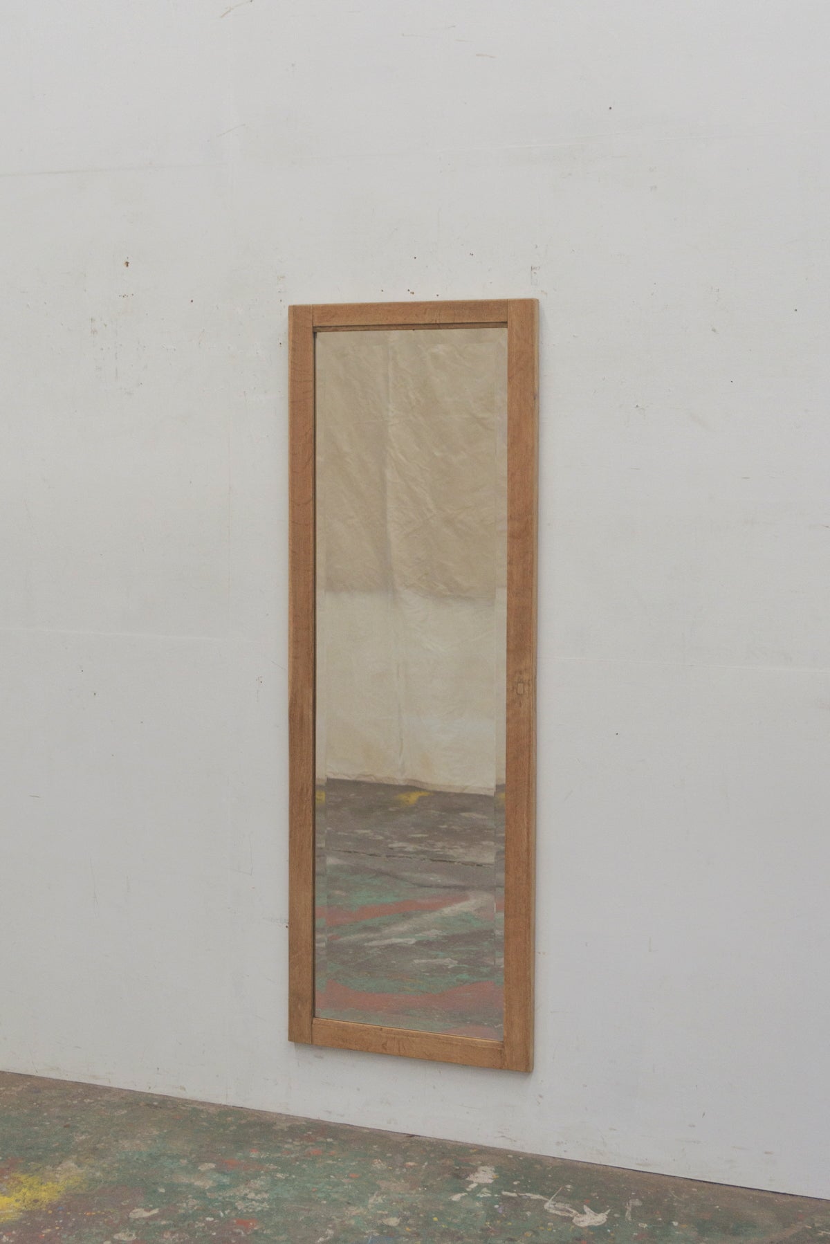 #8592 mirror