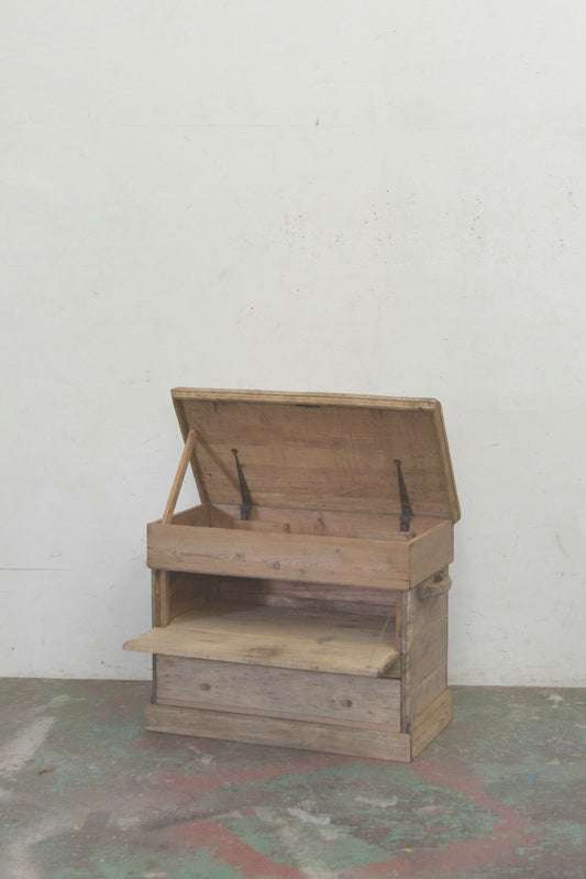 #9898 box