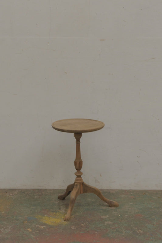 #9121 side table