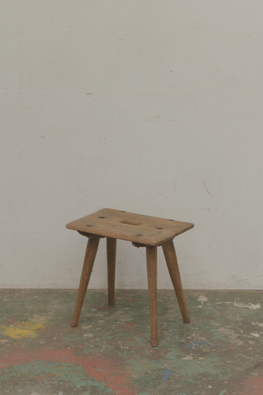 #9231 stool