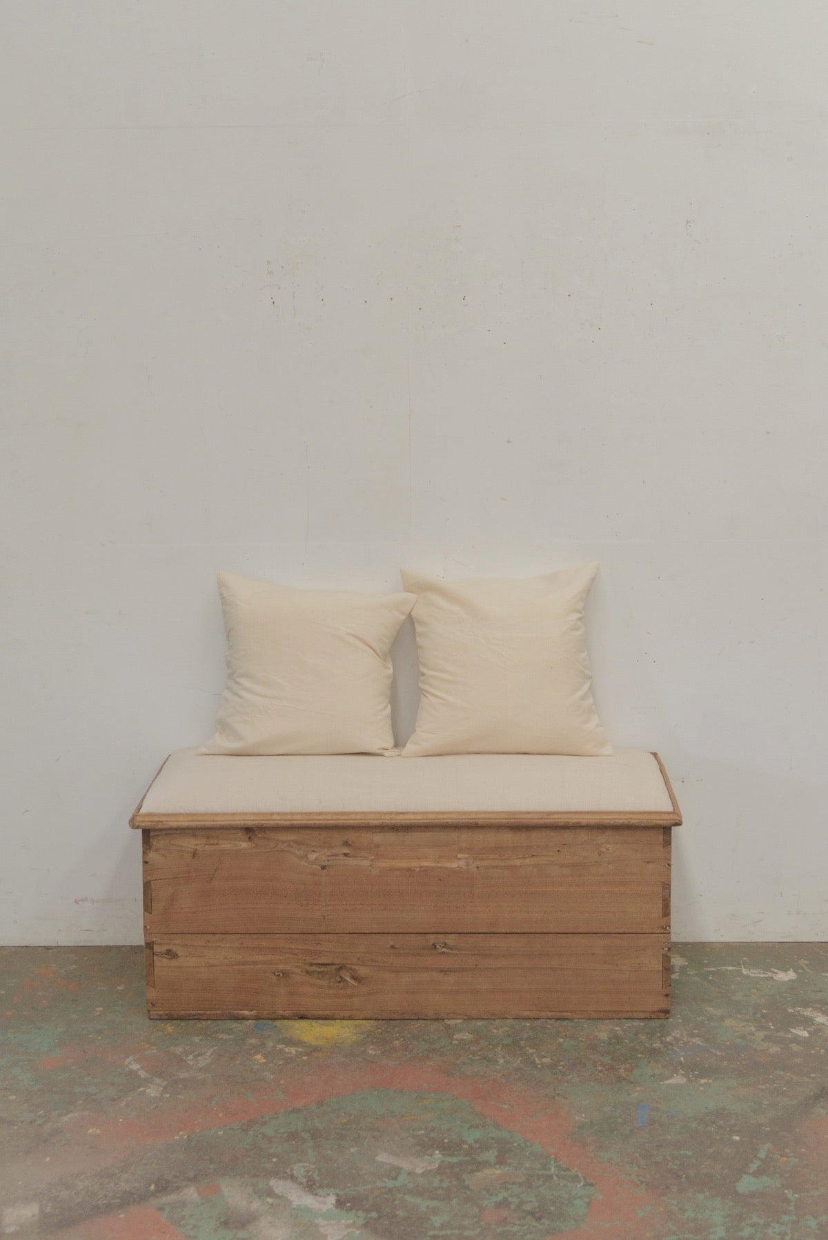 #8891 box bench