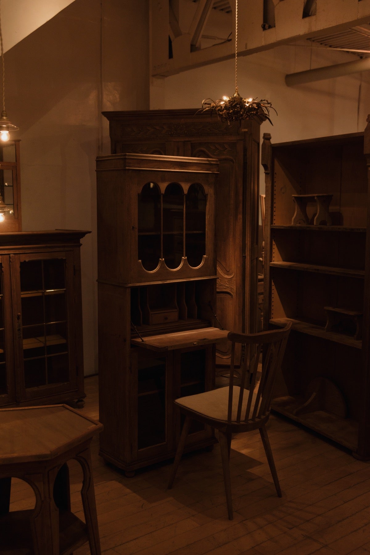 #9339 cabinet