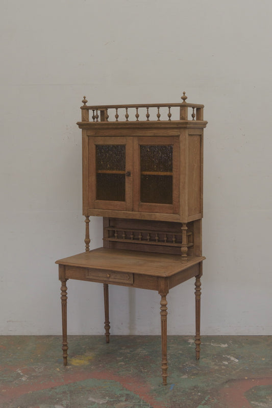 #9197 cabinet