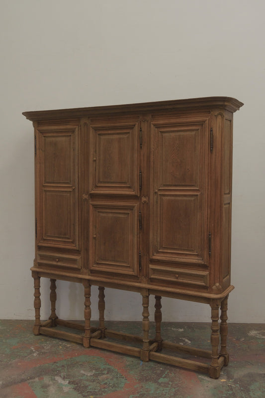 #9191 cabinet