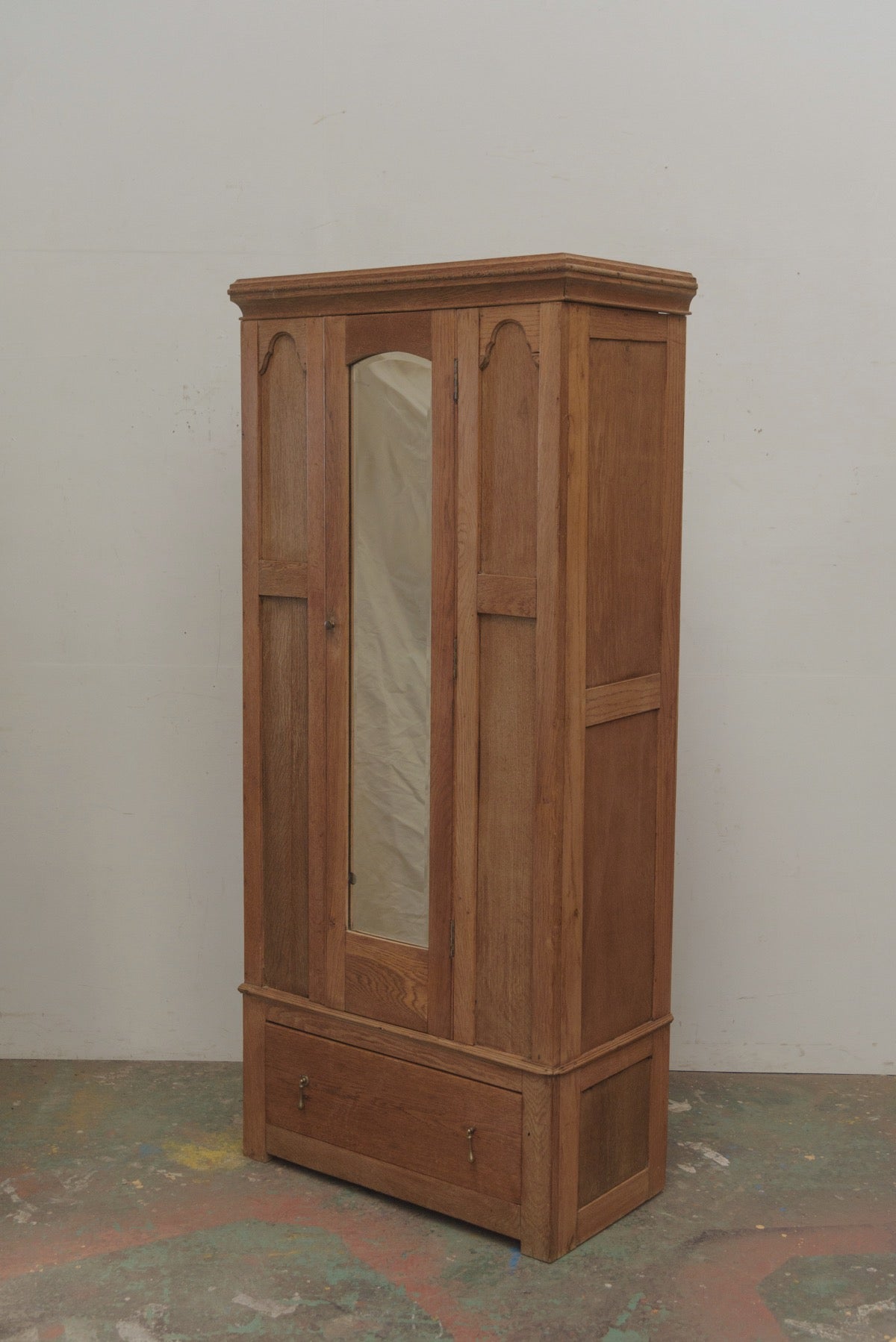 #9012 cabinet