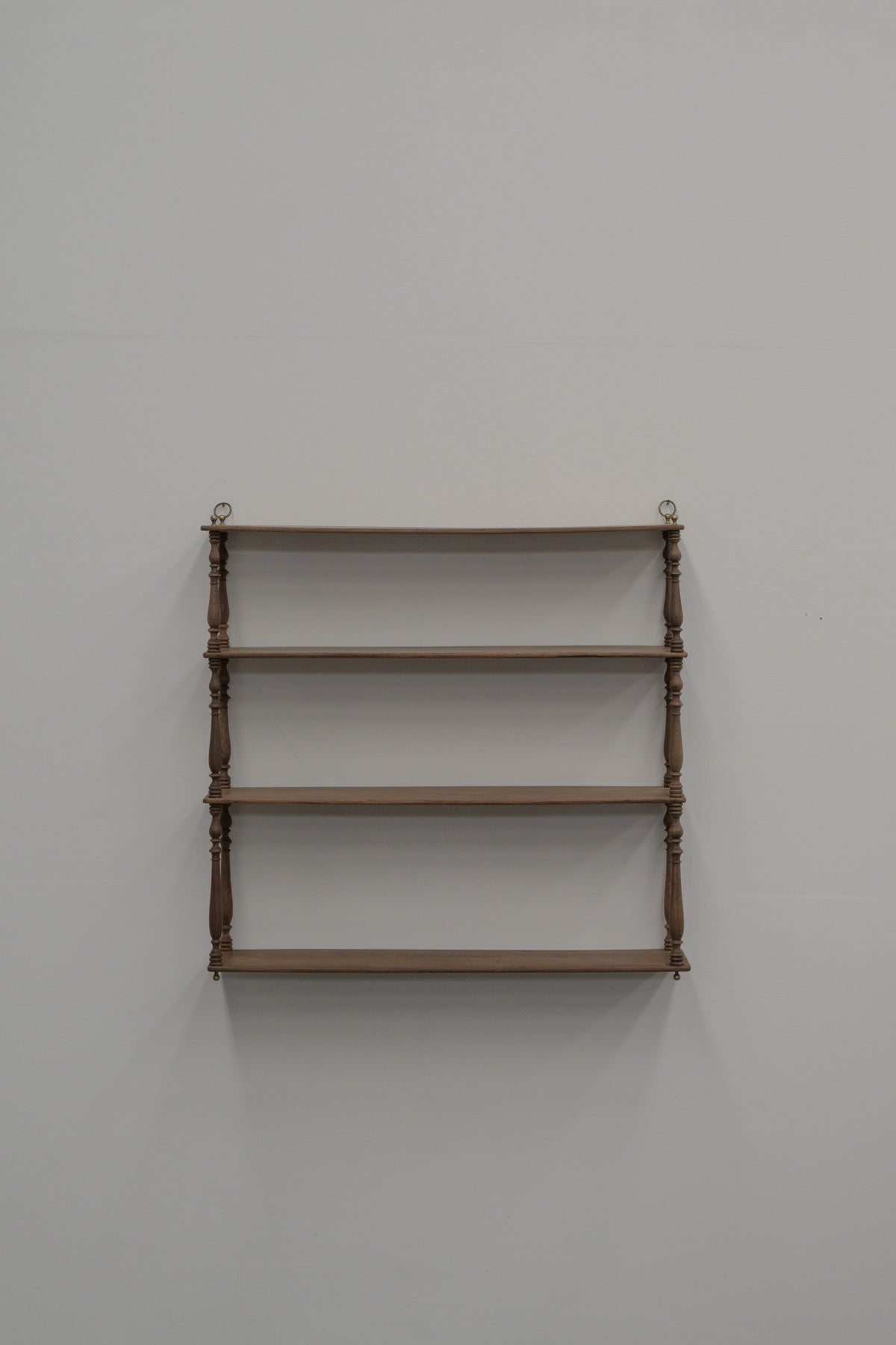 #0593 shelf