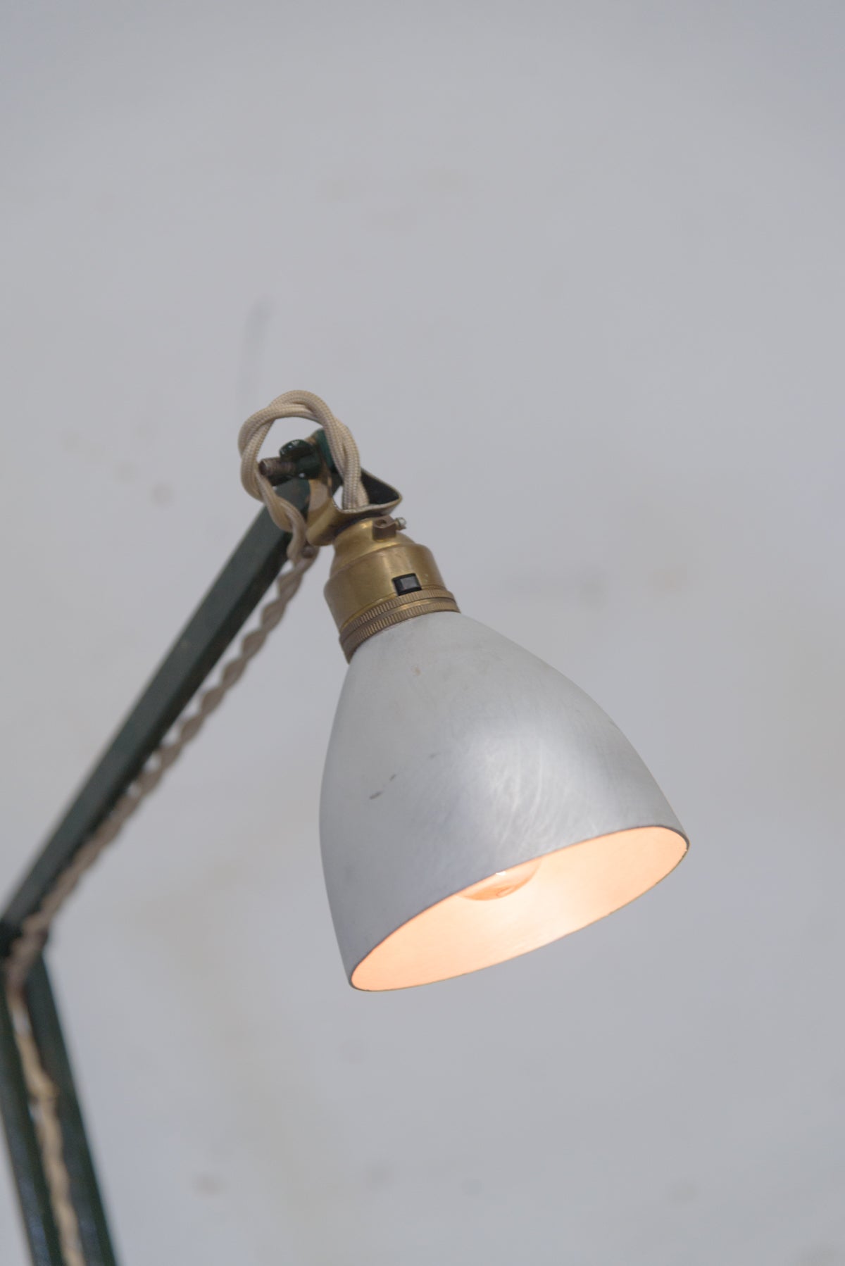 #8927 lamp