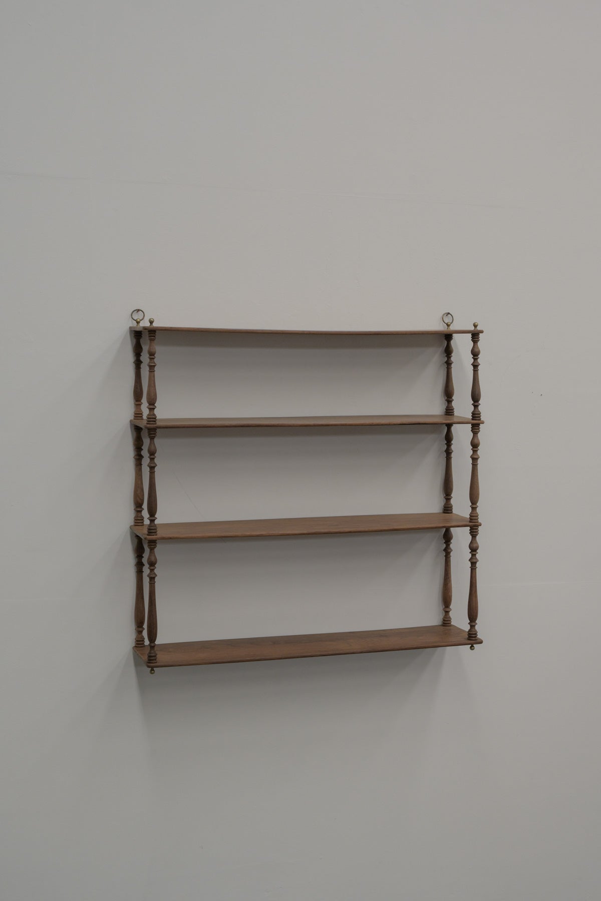 #0593 shelf