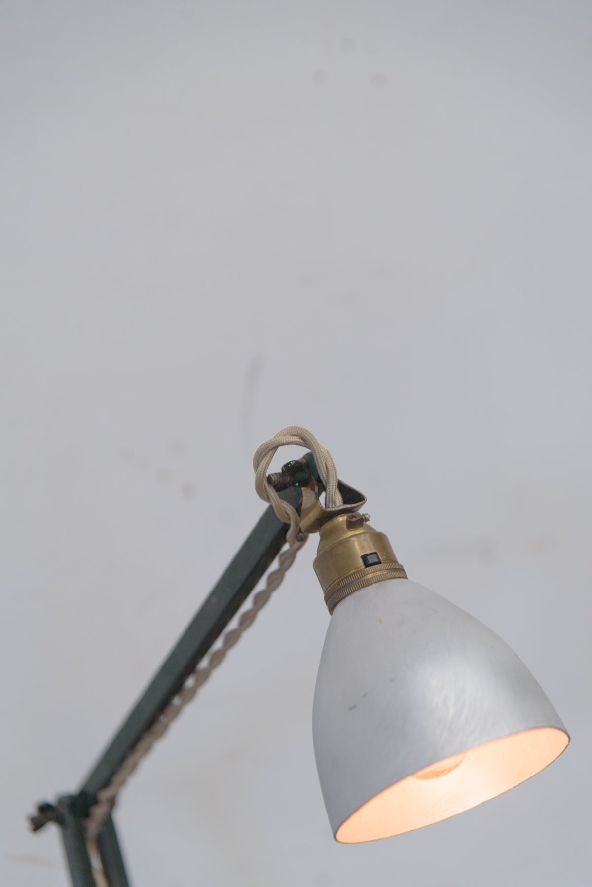 #8927 lamp