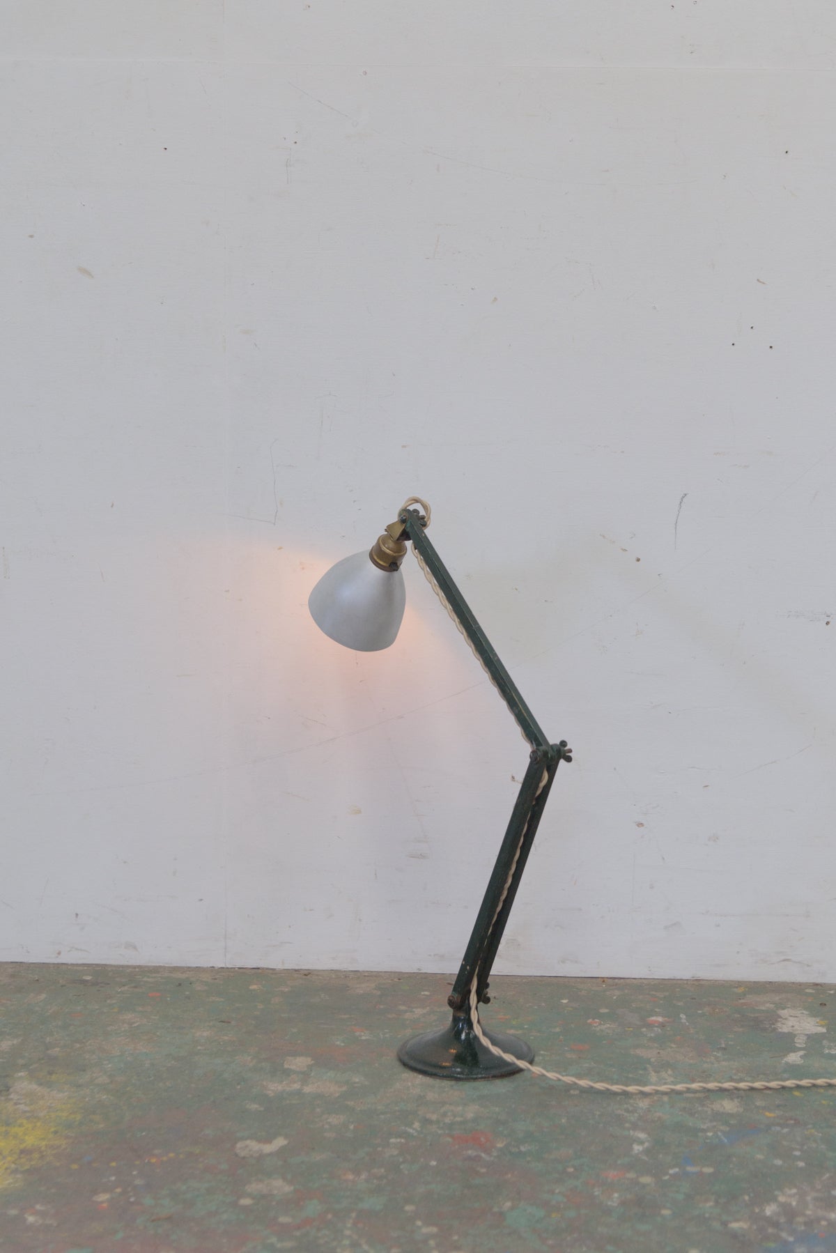 #8927 lamp