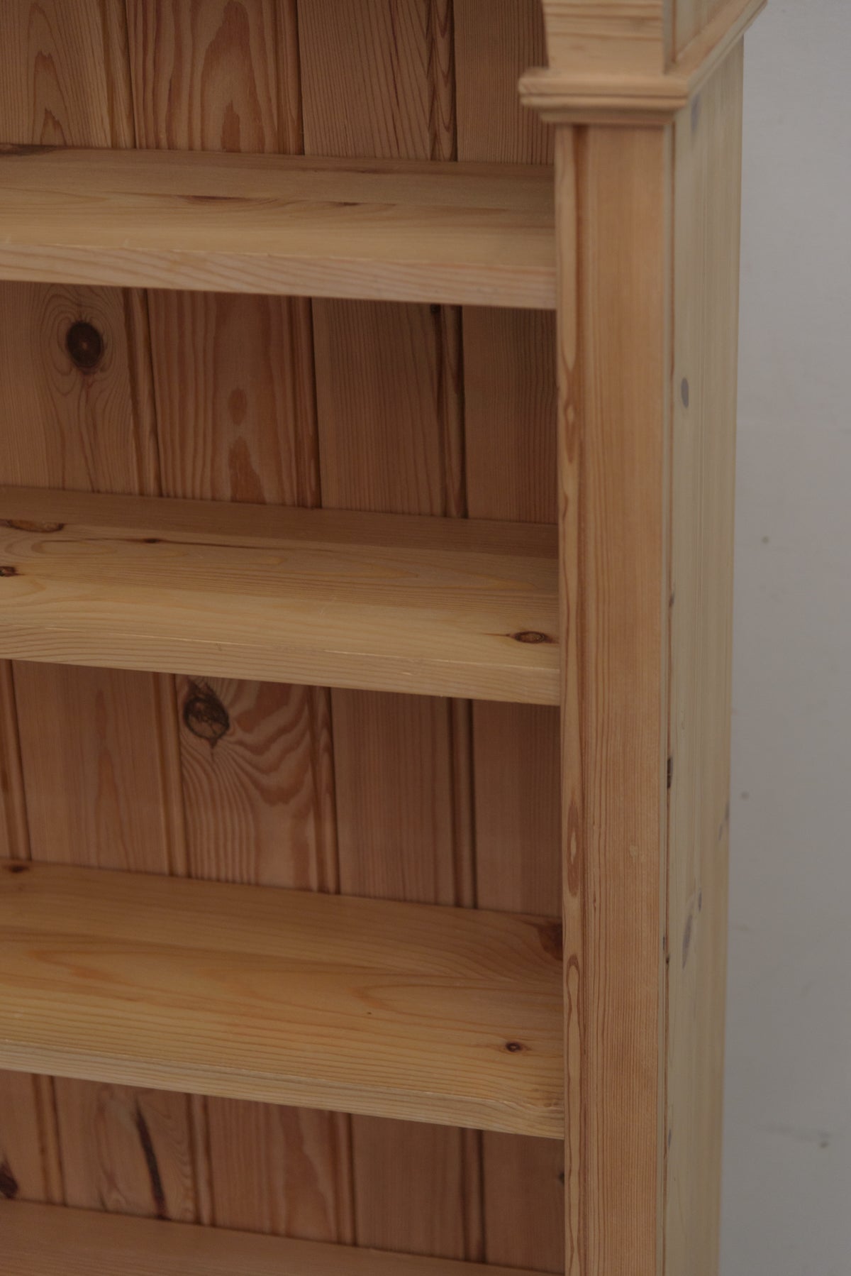 #8947 shelf