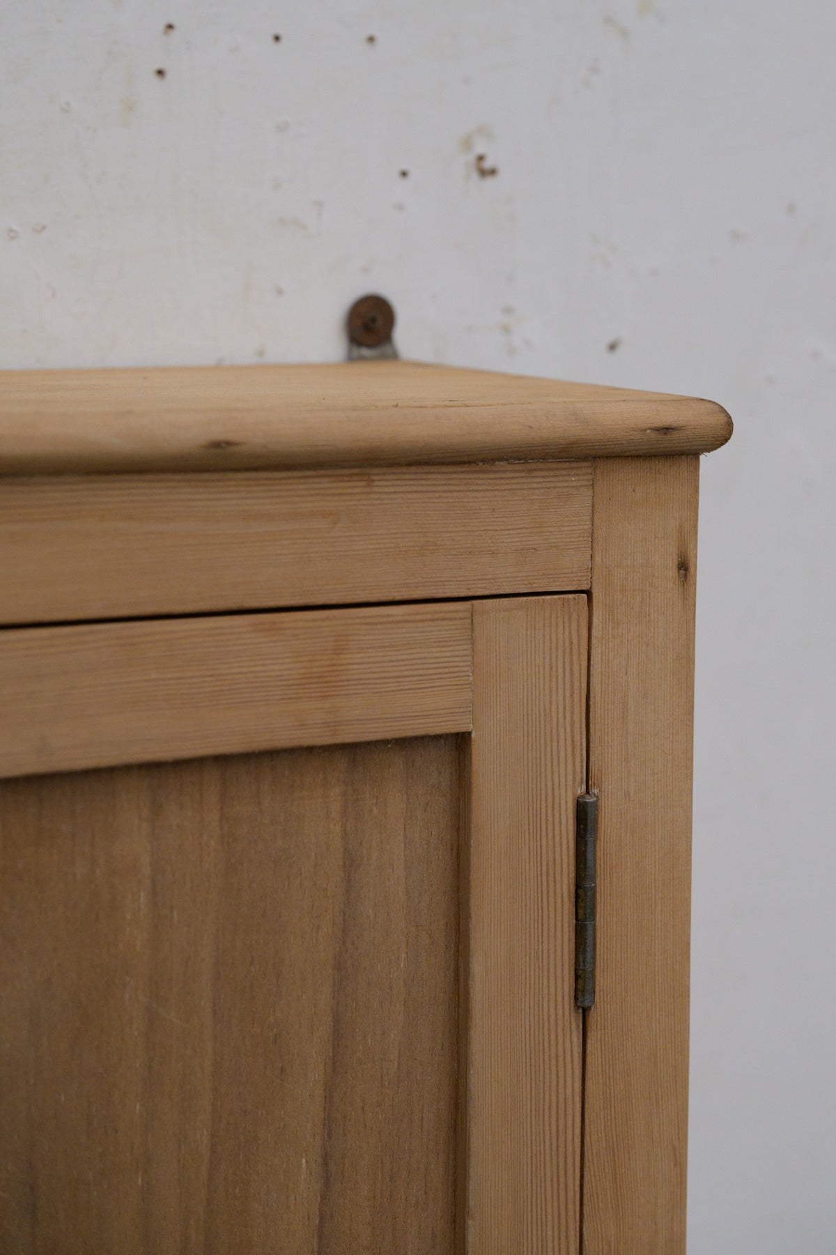 #5265 small cabinet