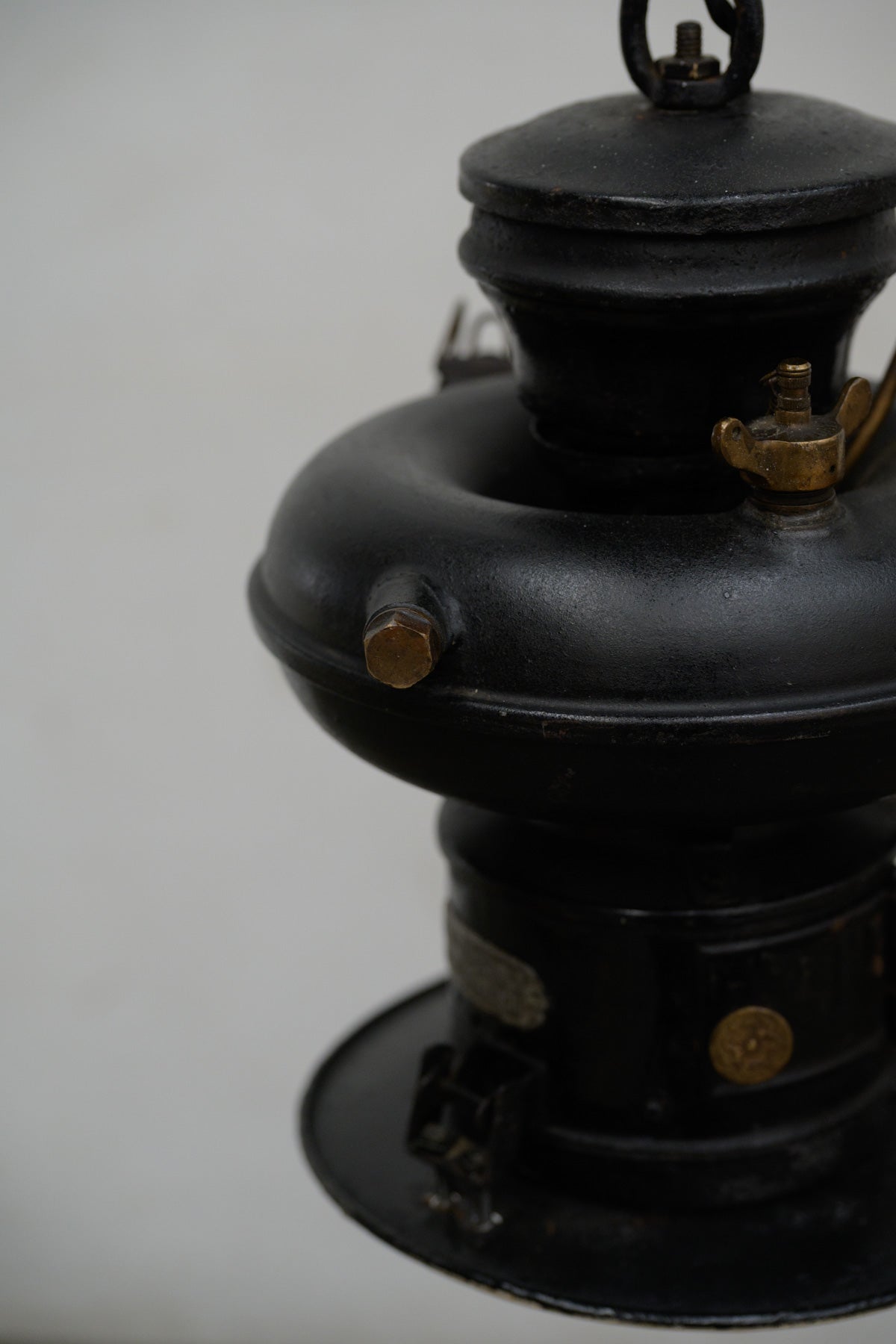 #0137 industrial lamp