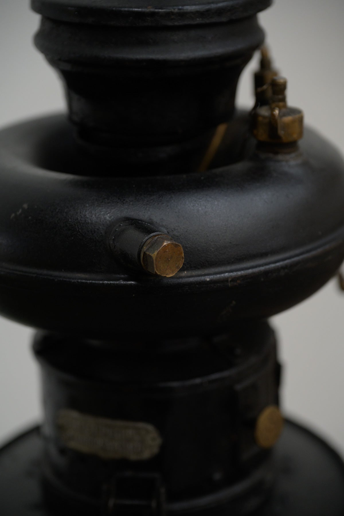 #0137 industrial lamp