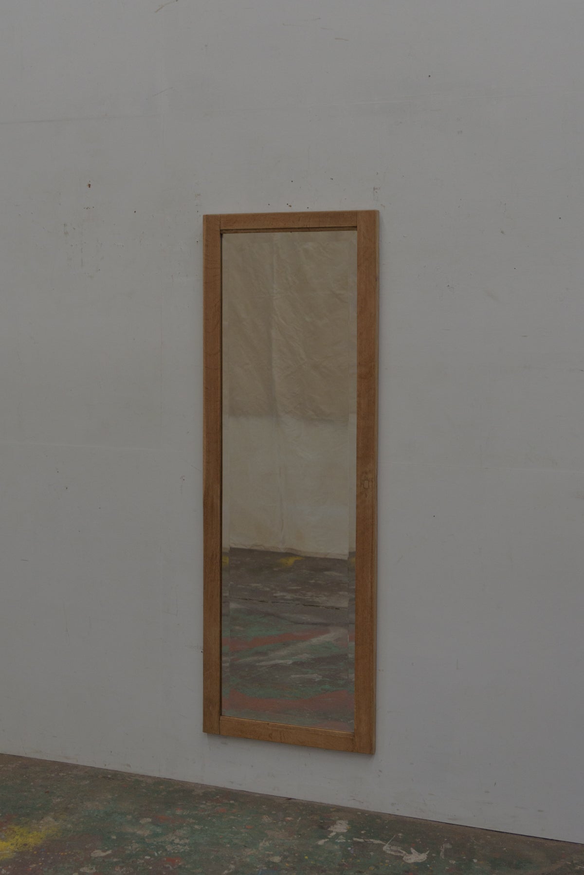 #8592 mirror