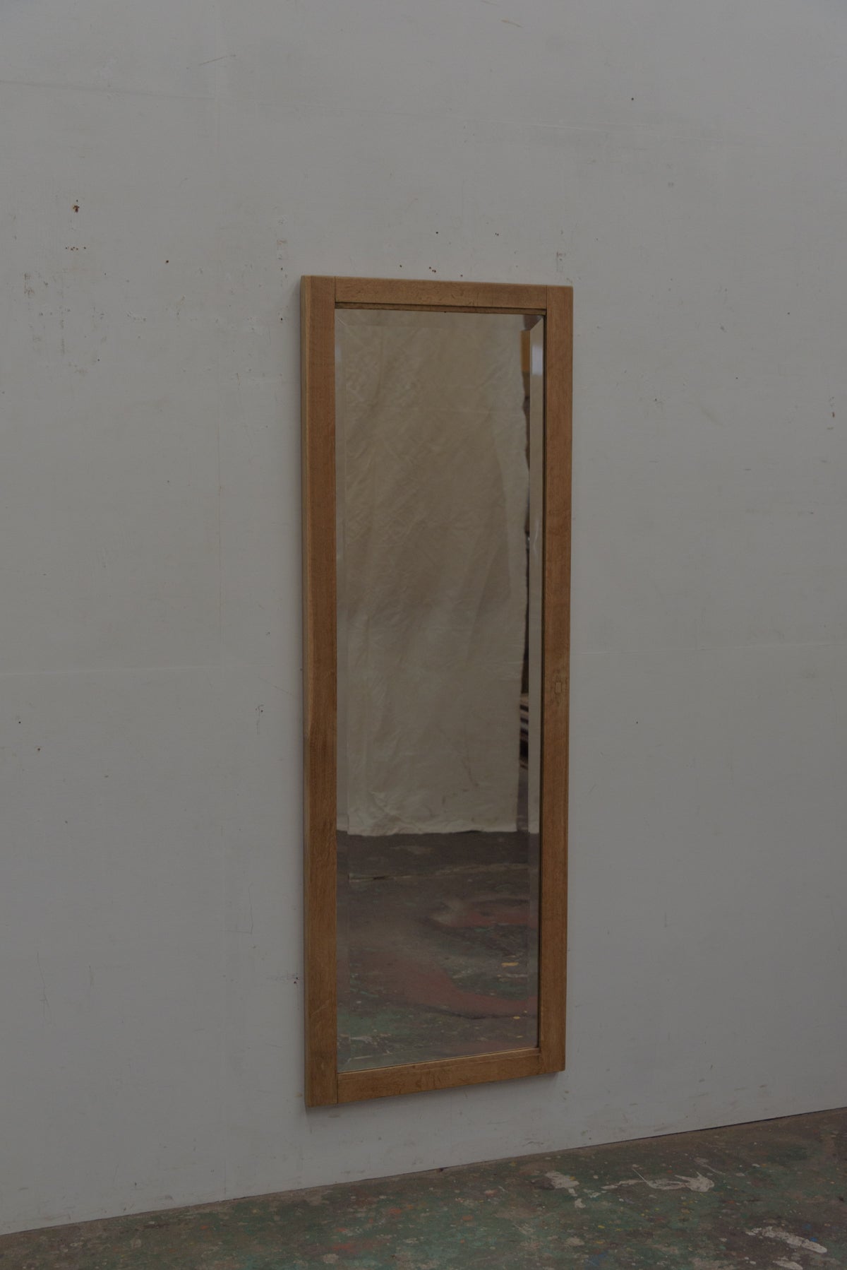 #8592 mirror