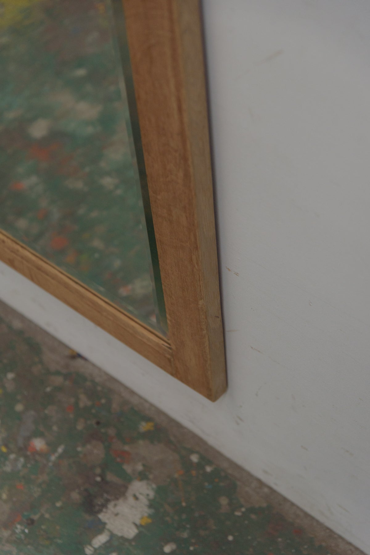 #8592 mirror
