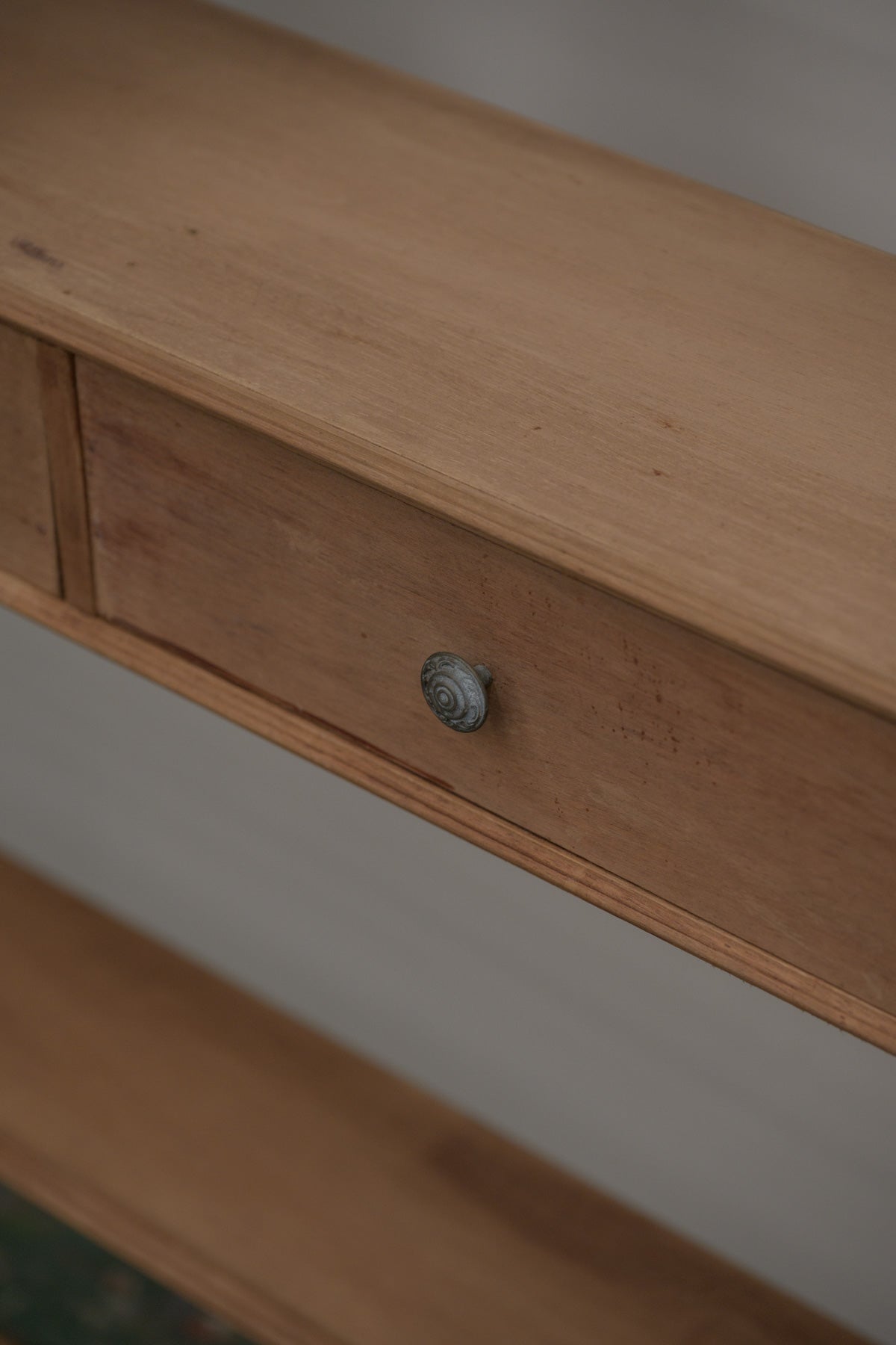 #0616 shelf