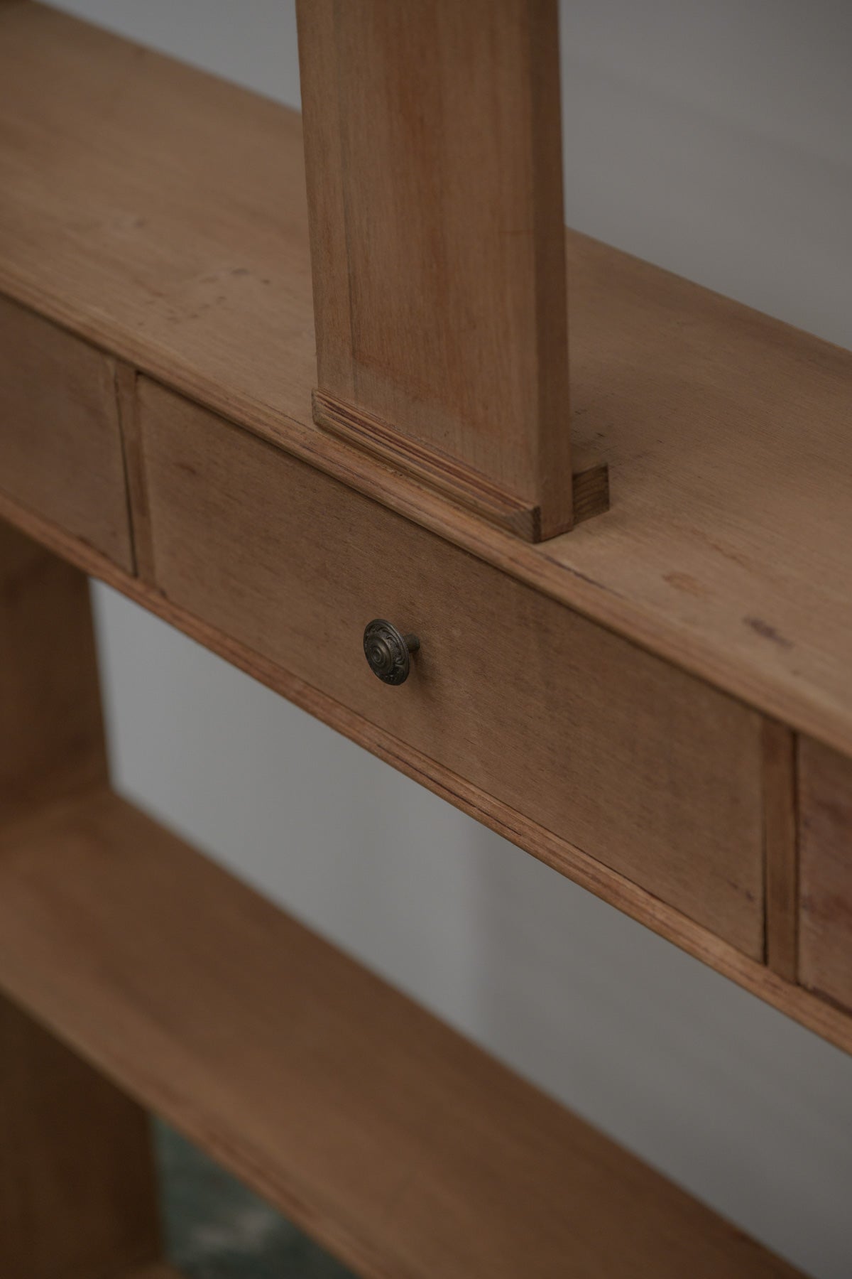 #0616 shelf