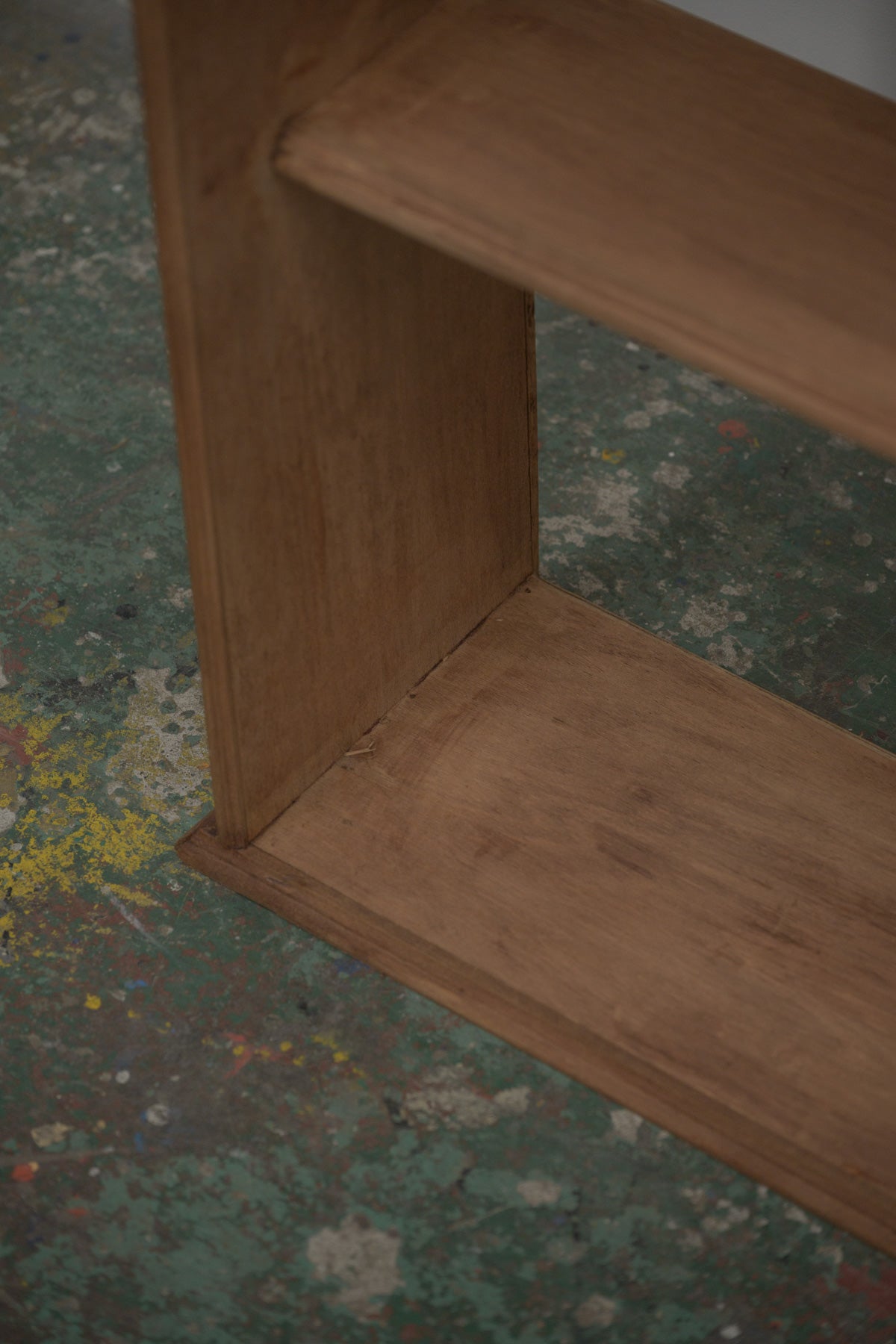 #0616 shelf