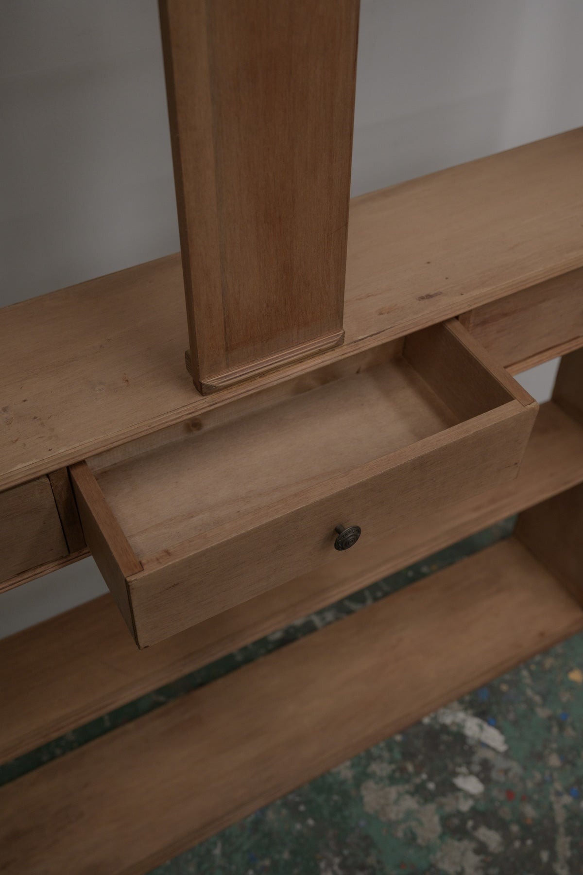 #0616 shelf