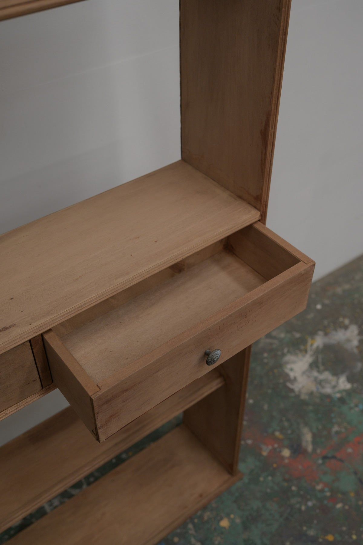 #0616 shelf