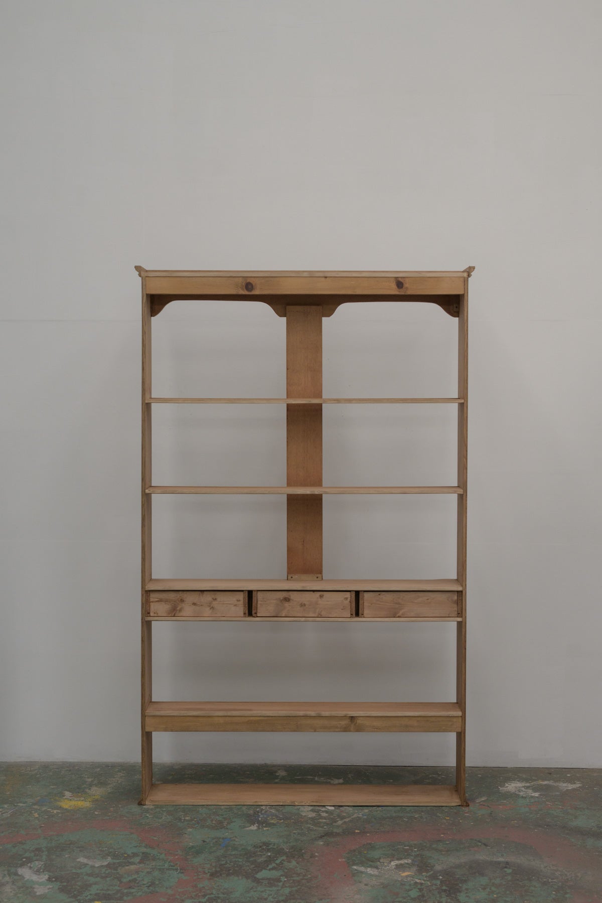 #0616 shelf