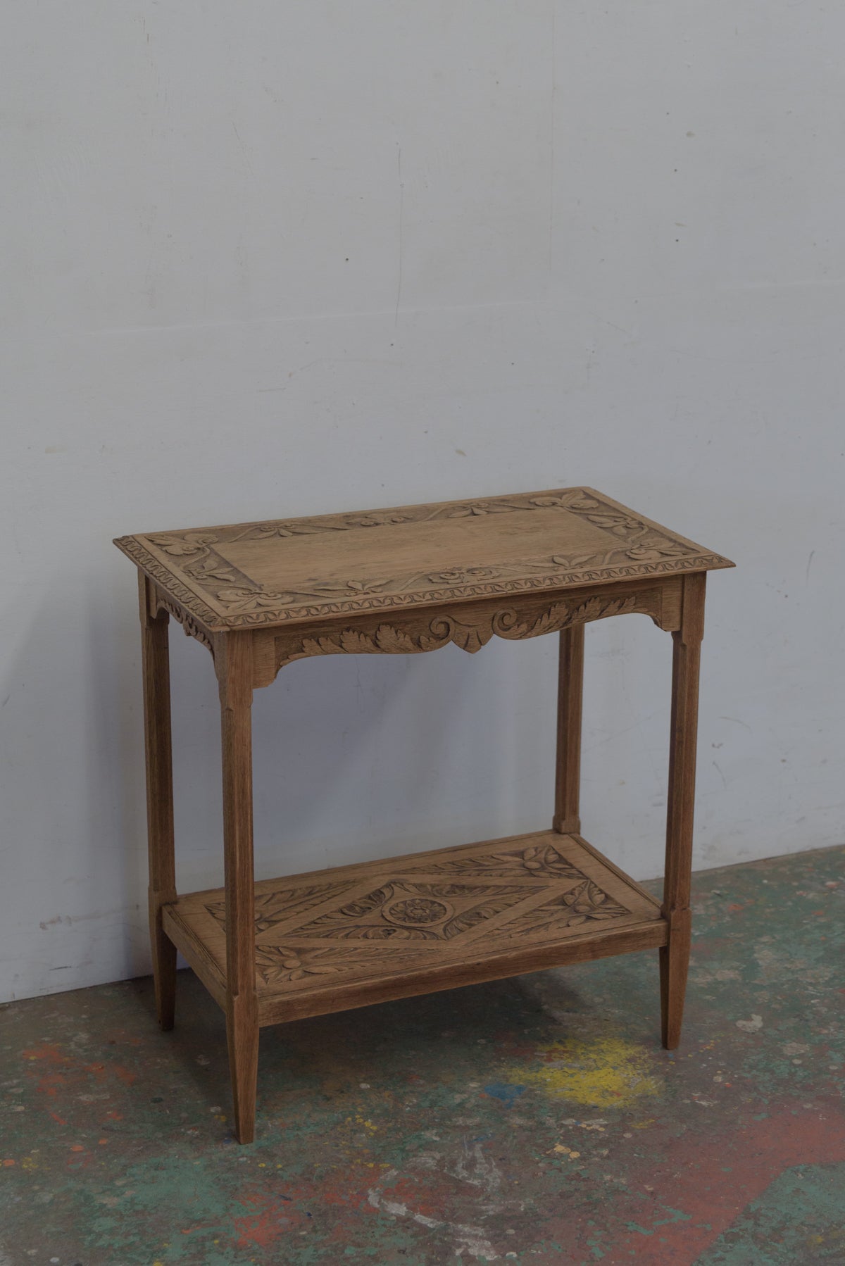 #8971 side table