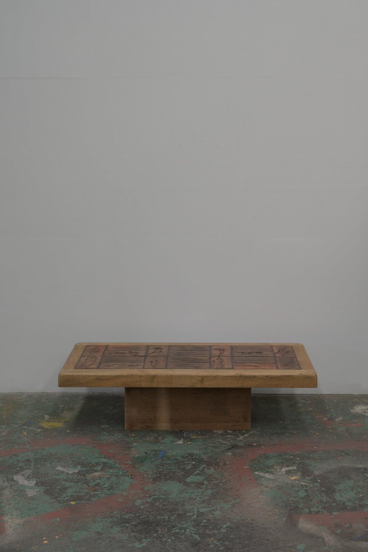 #0630 coffee table