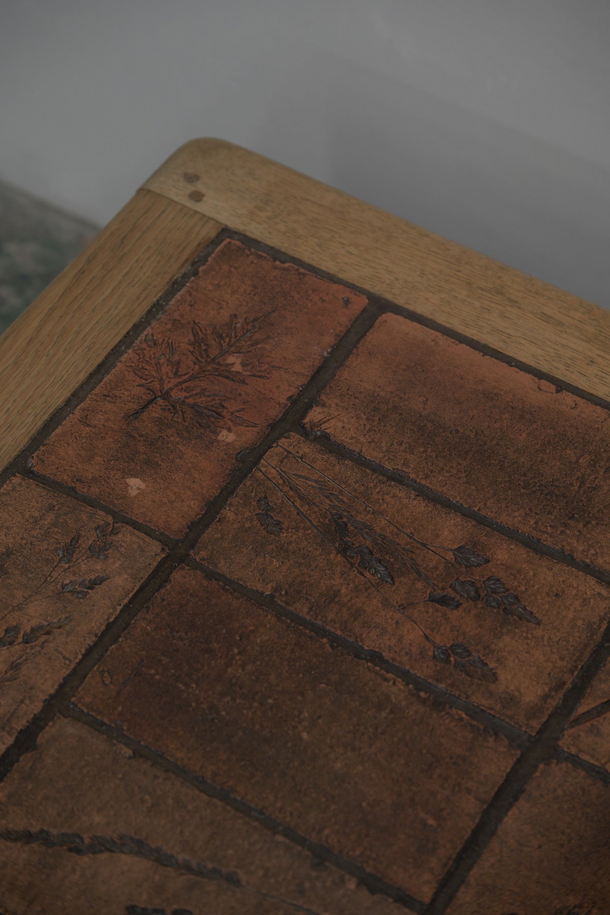 #0630 coffee table