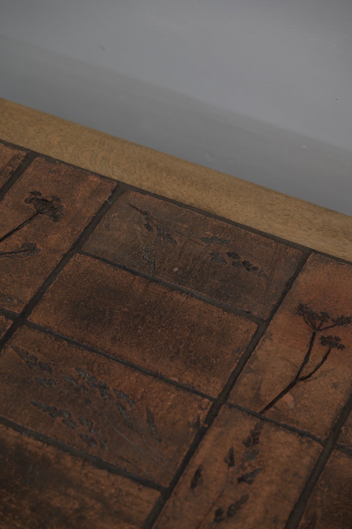#0630 coffee table