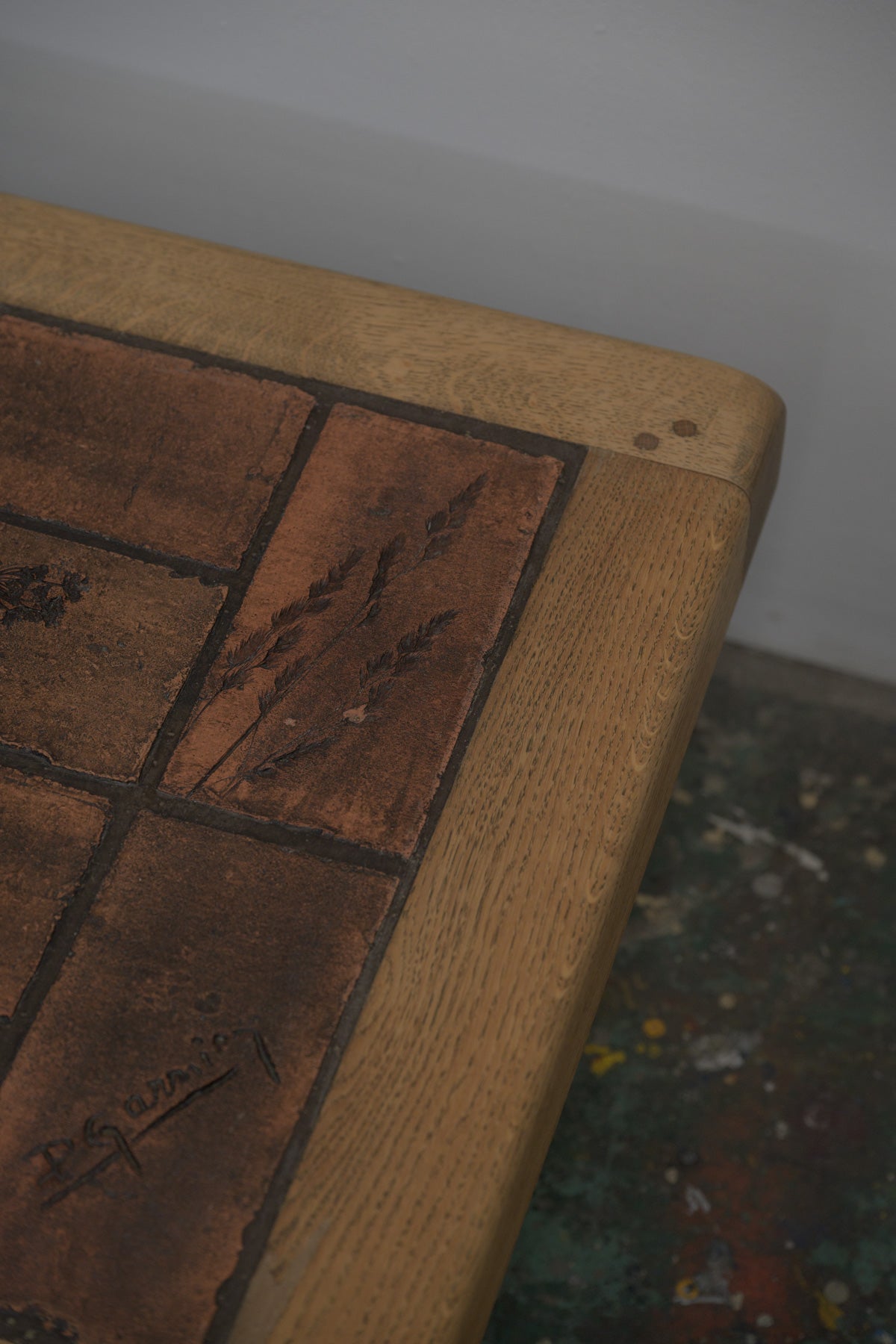#0630 coffee table
