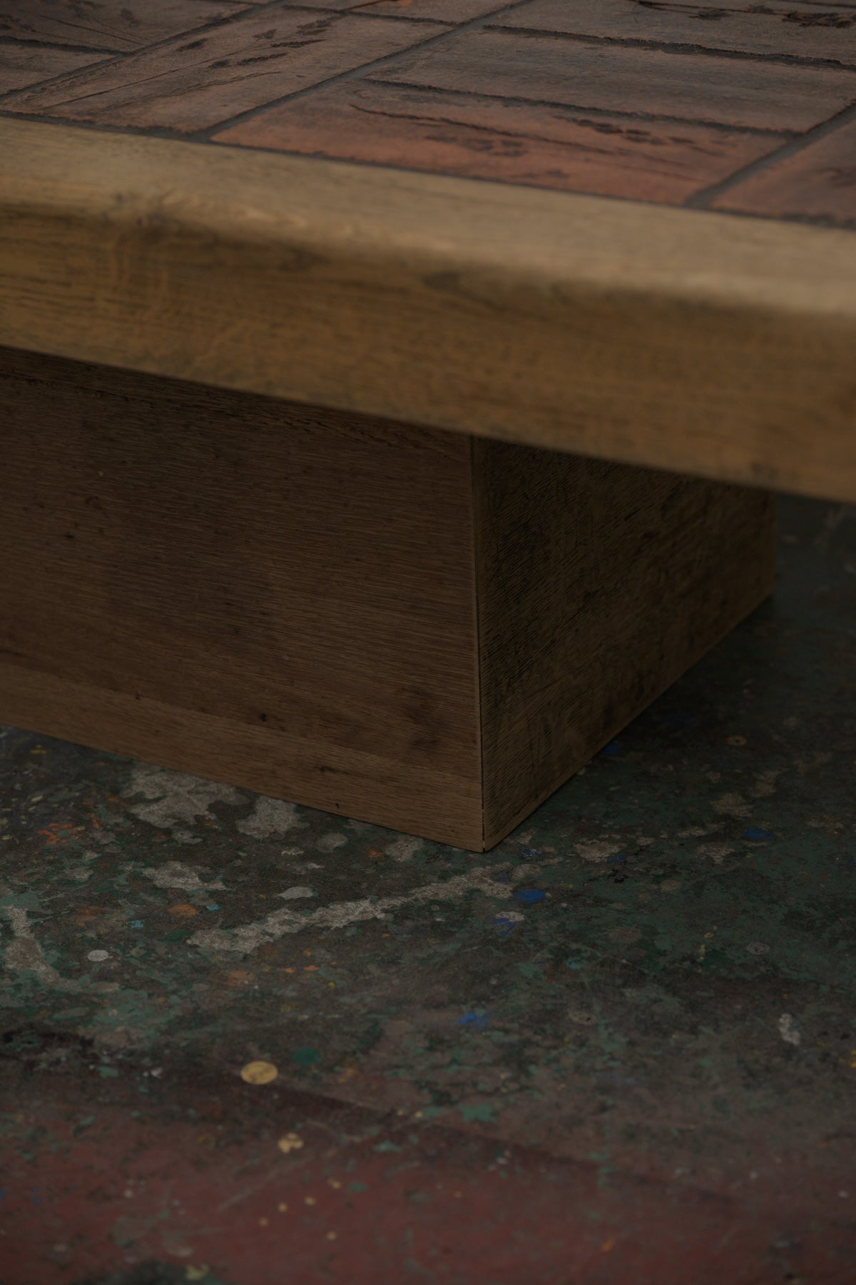 #0630 coffee table