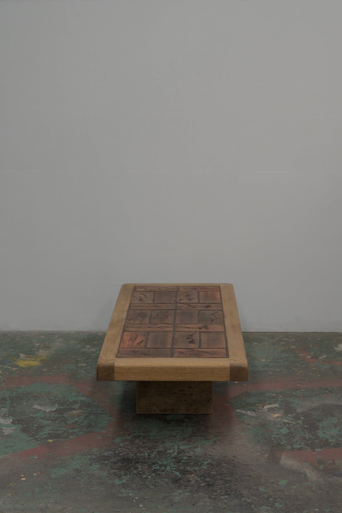 #0630 coffee table