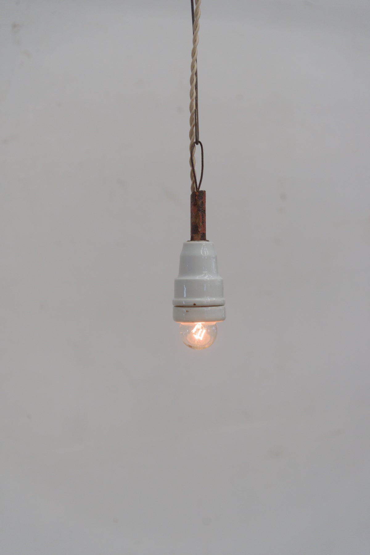 #8604 pendant lamp