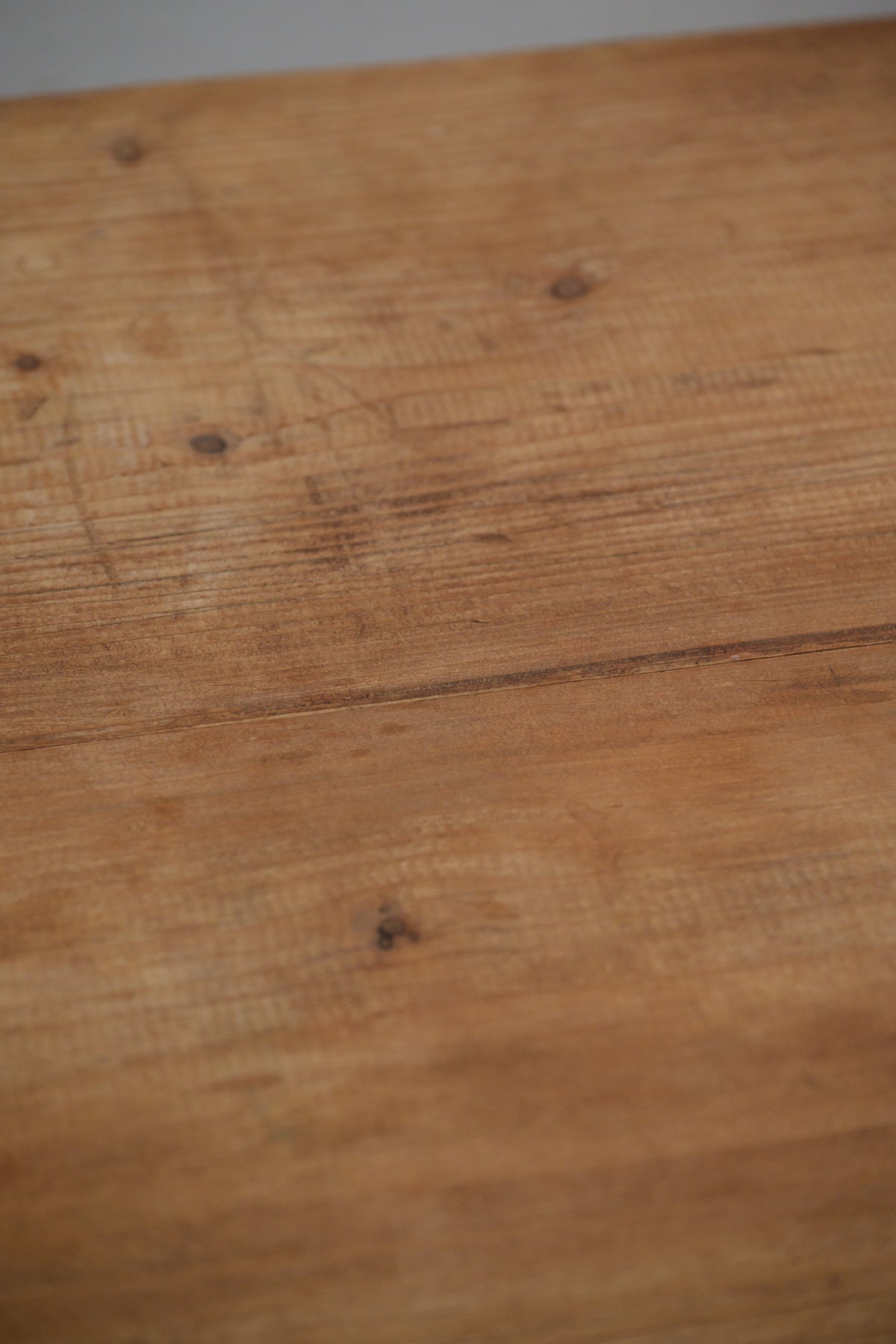 #0149 table