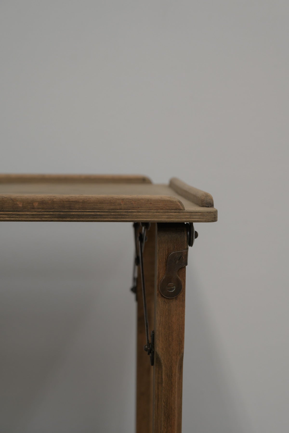 #0638 folding shelf
