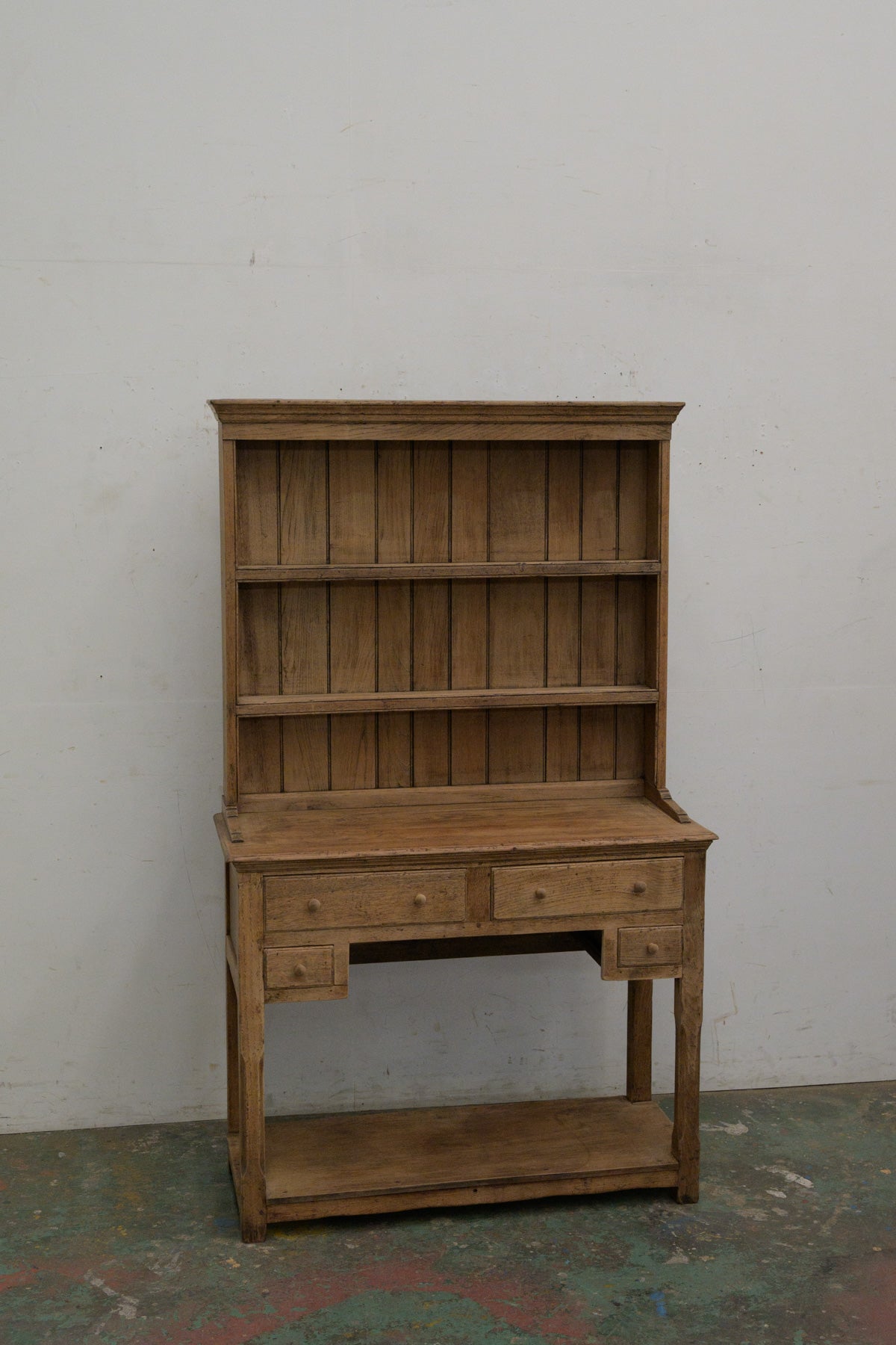 #0154 cupboard