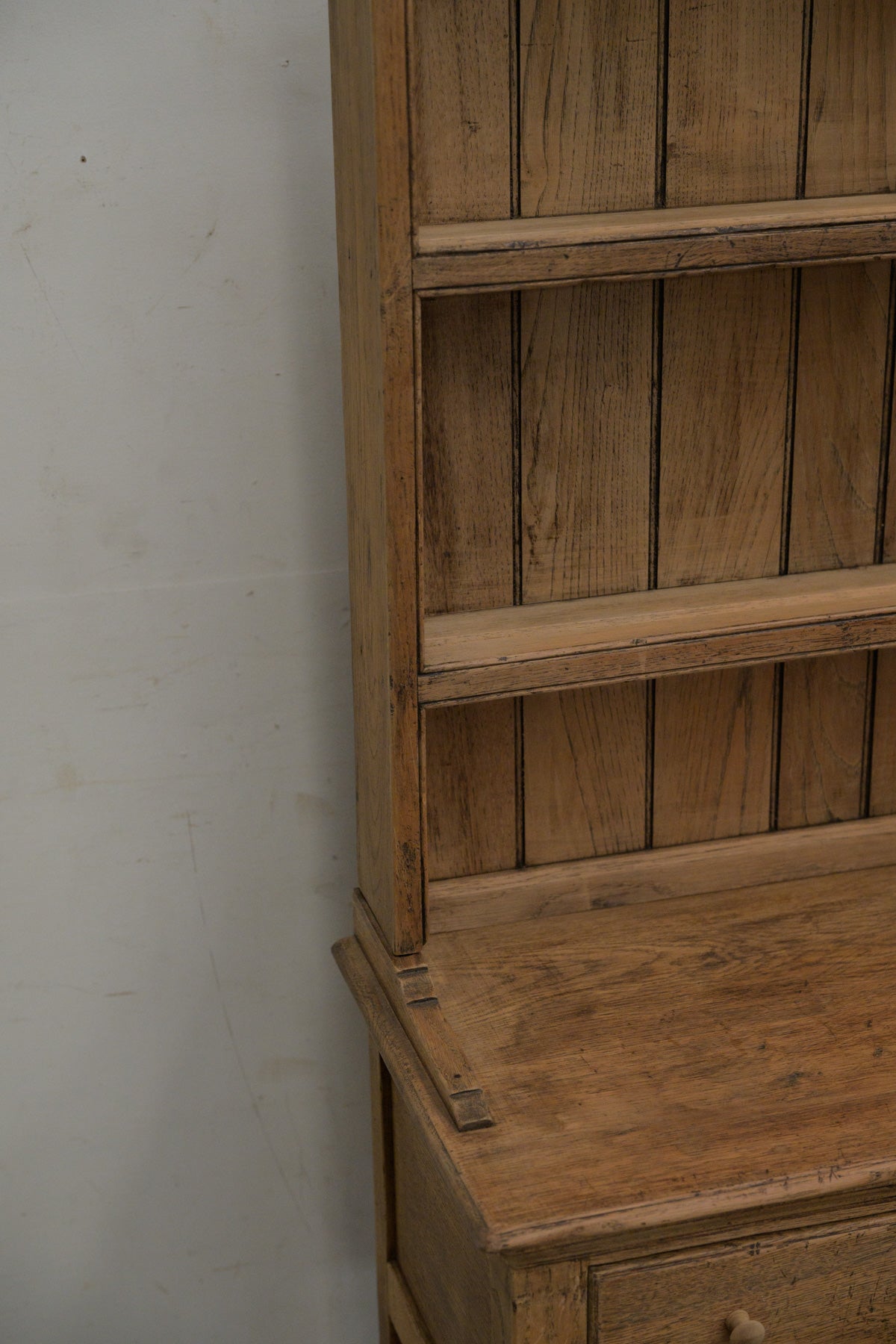 #0154 cupboard
